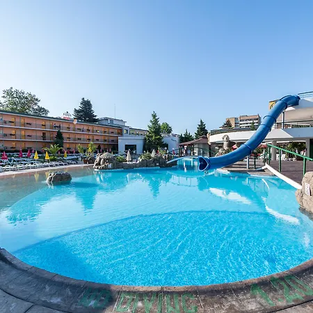 Trakia Plaza 아파트호텔 4*