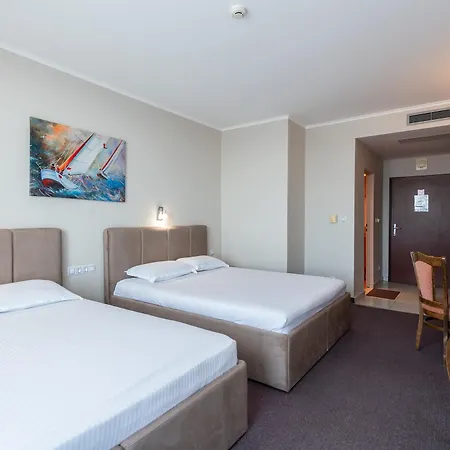 Trakia Plaza 4*