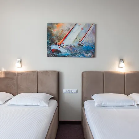 Trakia Plaza 公寓式酒店 阳光海滩