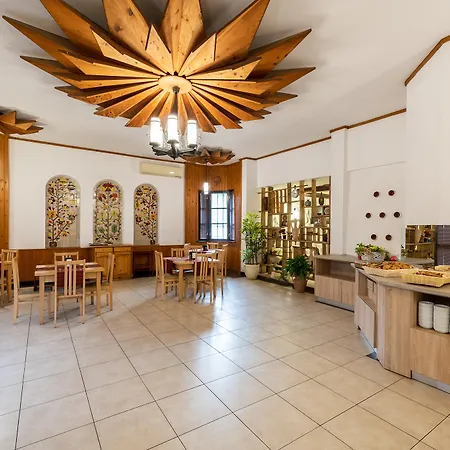 Hotel de apartamente Trakia Plaza 4*